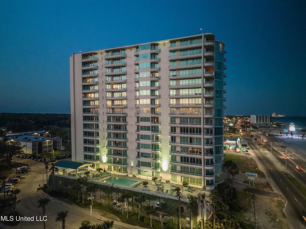 2060 Beach Blvd #701, Biloxi, MS 39532