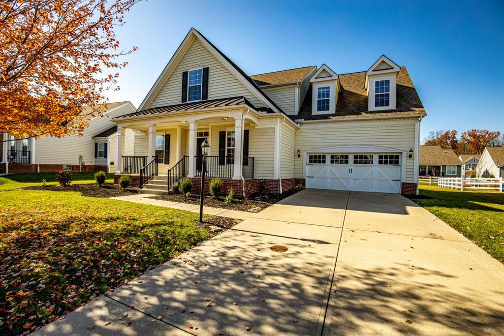 665 Hyacinth Rd, Cincinnati, OH 45245 3 Bed, 4 Bath SingleFamily