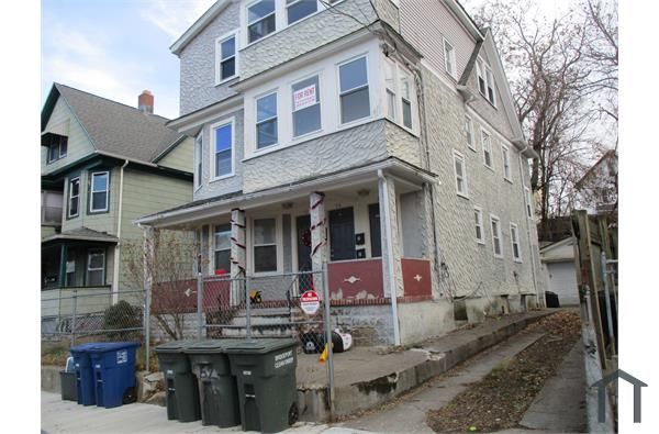 54 Bell St, Bridgeport, CT 06610