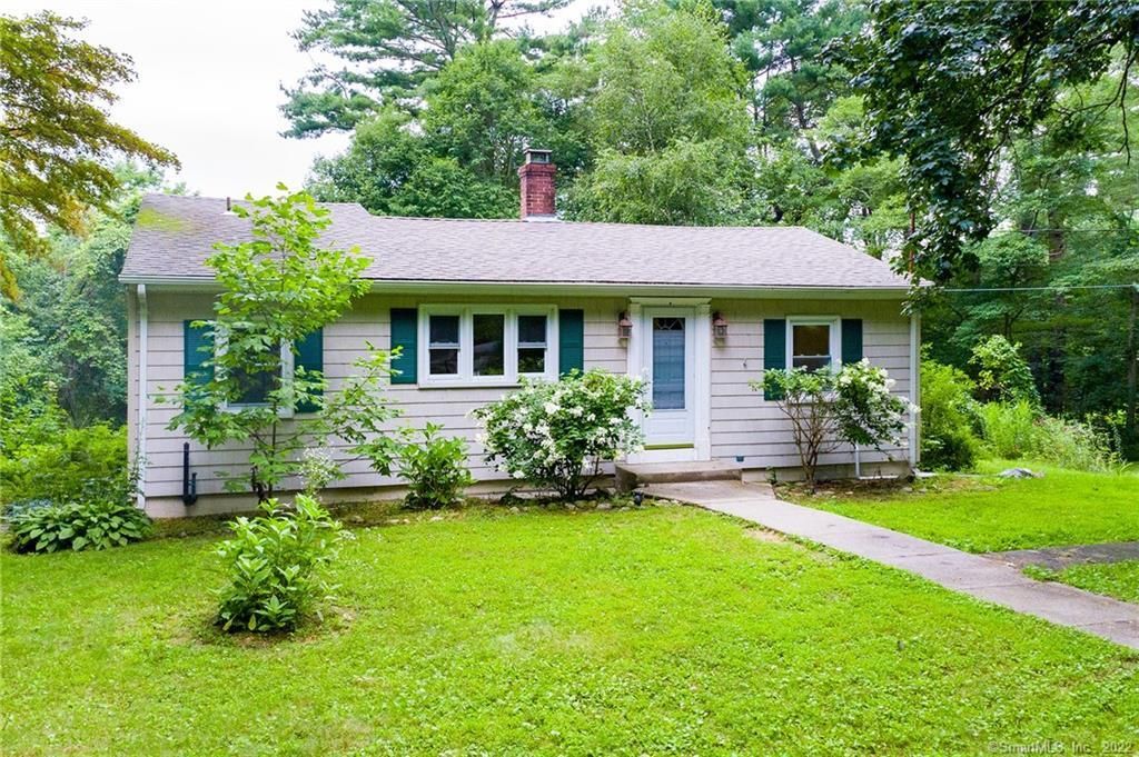 134 Geer Rd, Griswold, CT 06351
