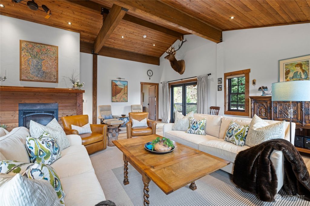 1270 Fruit Valley Lane, White Salmon, WA 98672