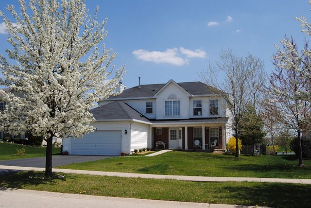 254 Clifton Ln, Bolingbrook, IL 60440