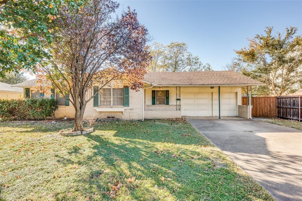 329 N Brighton Ave, Dallas, TX 75208