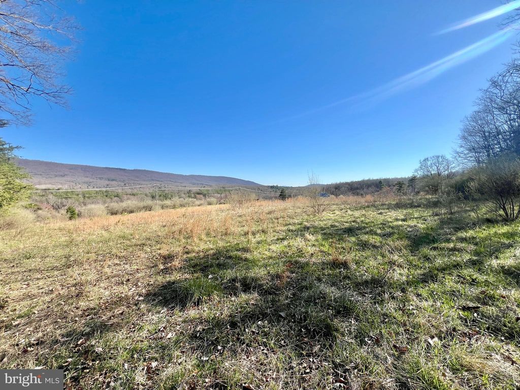 Robinsonville Rd, Clearville, PA 15535