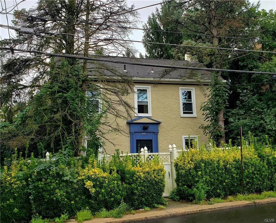 402 Auburn St, Allentown, PA 18103