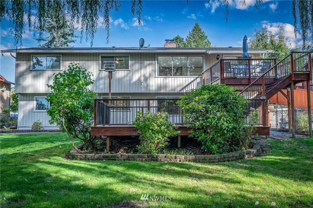 2209 Ontario Street, Bellingham, WA 98229