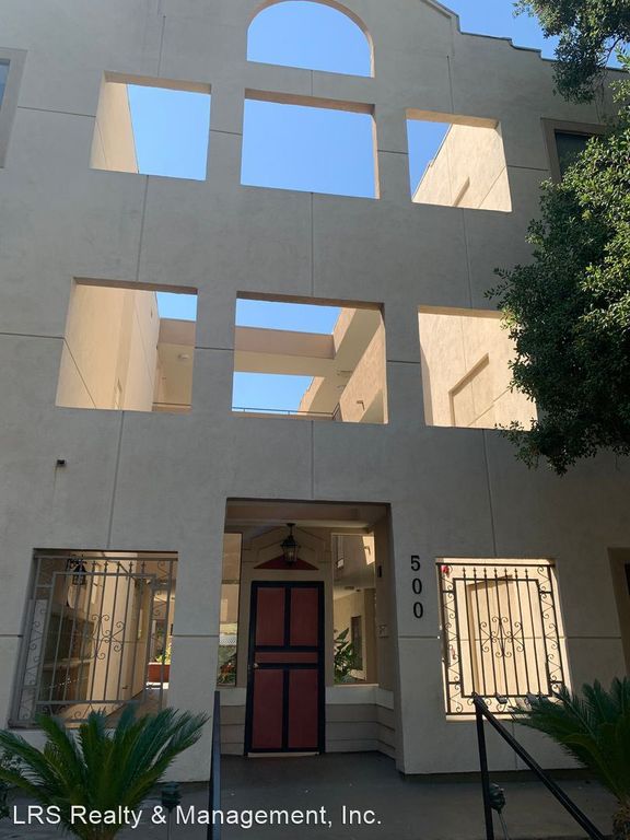 500 E  Lexington Dr #104, Glendale, CA 91206