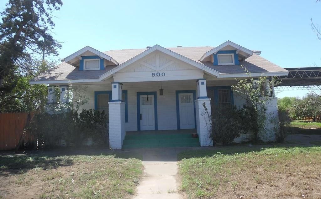 900 Pena St, Carrizo Springs, TX 78834 Trulia