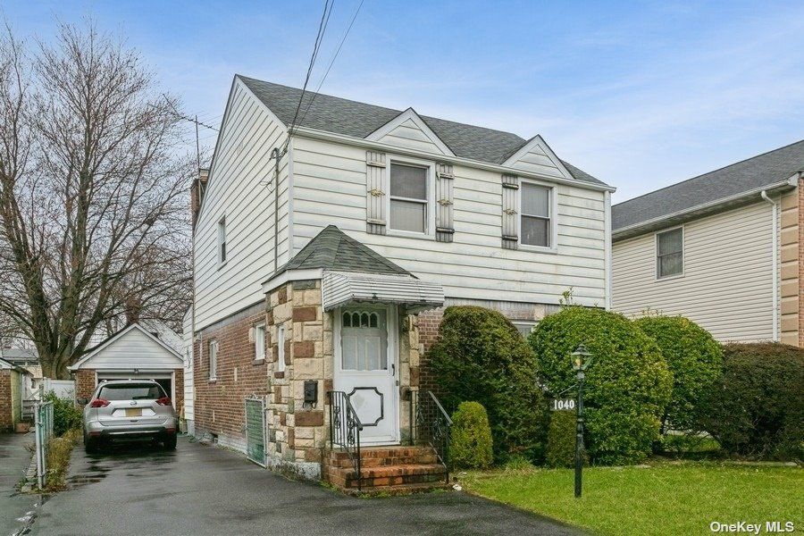 1040 N 5th Street, New Hyde Park, NY 11040 Trulia