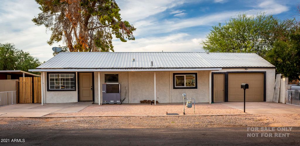 550 E Lynwood St, Mesa, AZ 85203