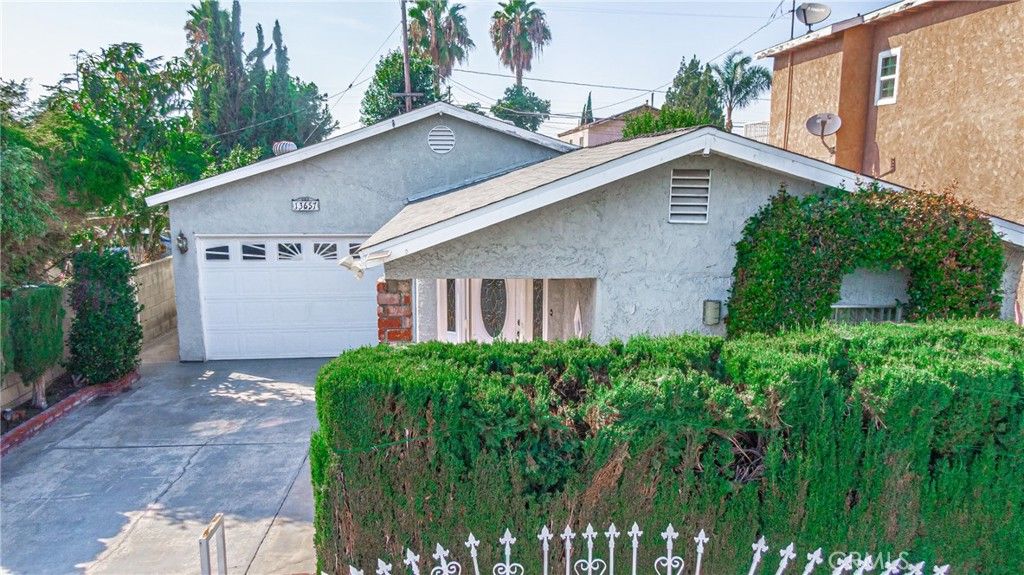 13657 Earnshaw Ave, Downey, CA 90242 Trulia