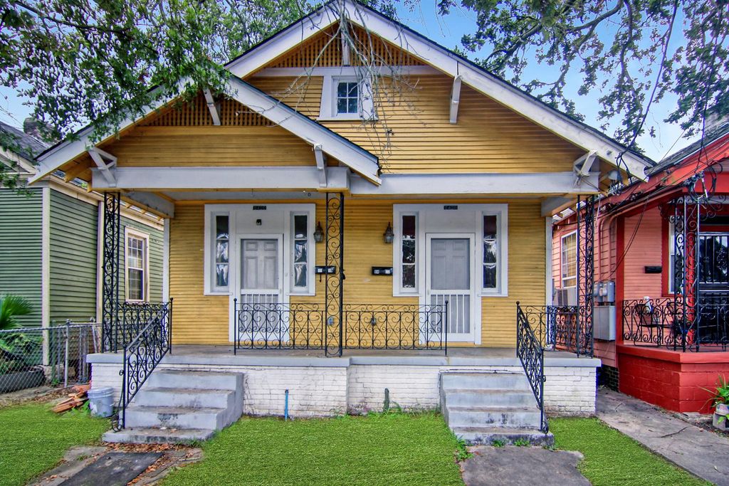 8428 S Claiborne Ave, New Orleans, LA 70118