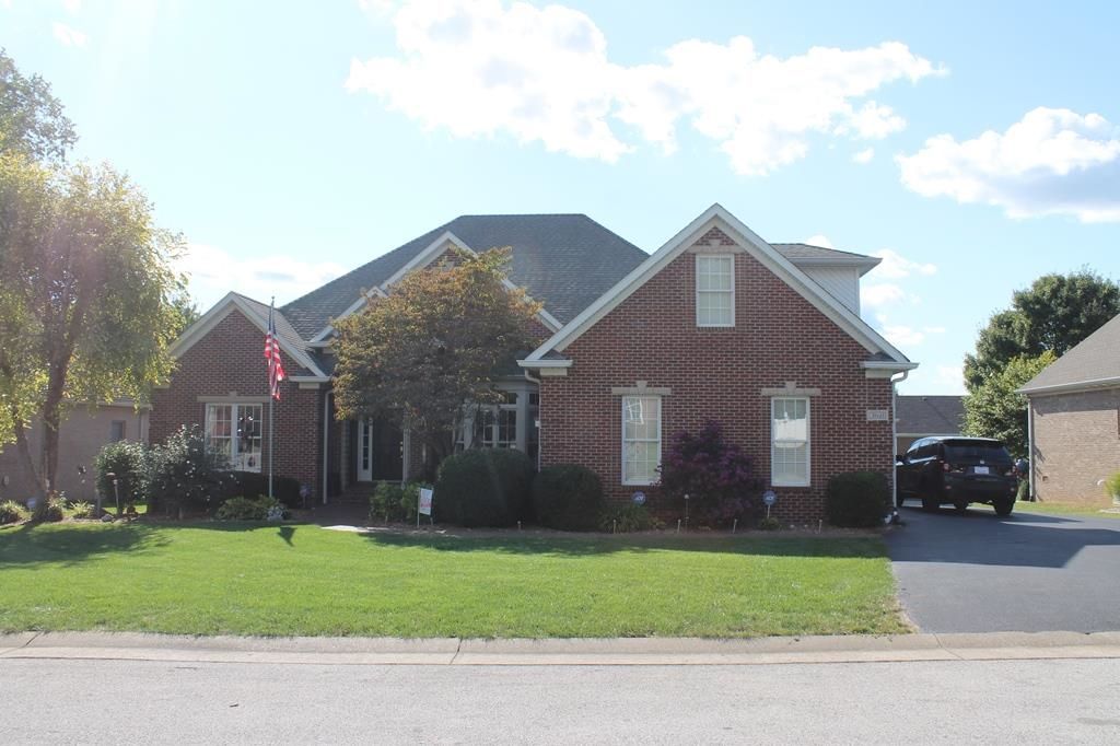 3621 Amherst Ave, Bowling Green, KY 42104