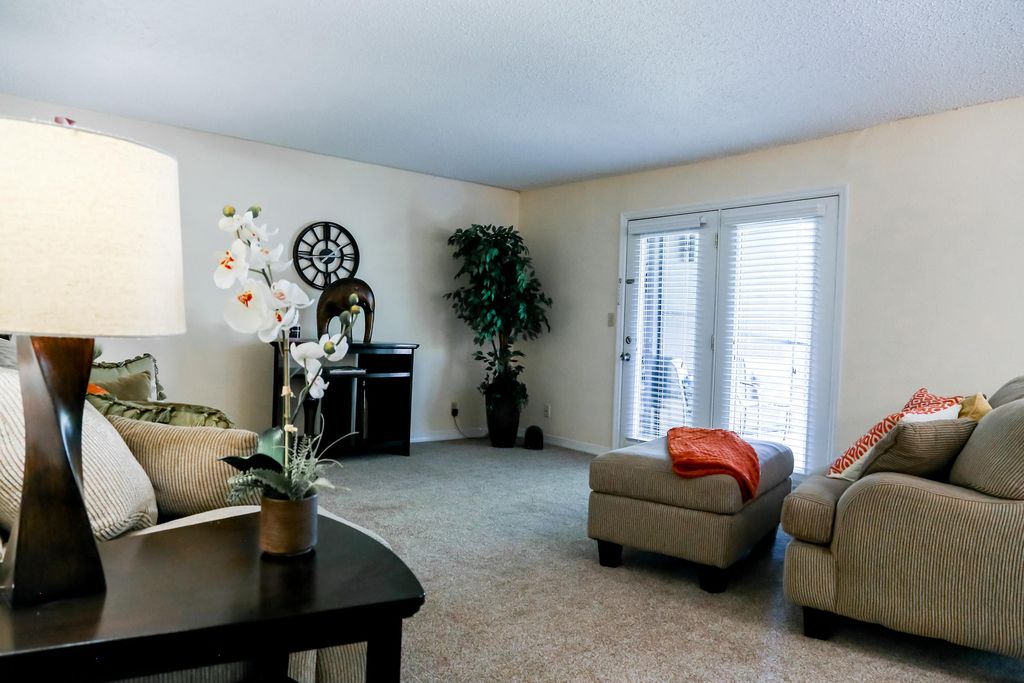 9007 Ten Mile Rd, Knoxville, TN 37923