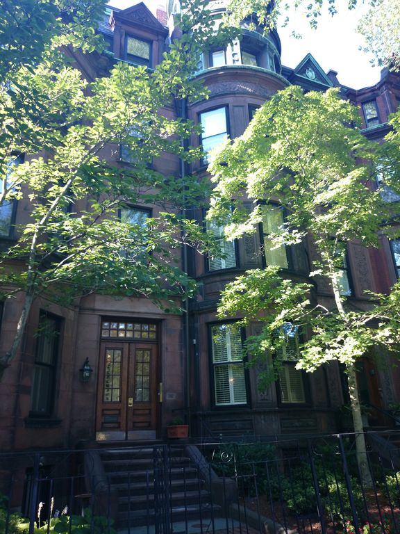 387 Commonwealth Ave #1, Boston, MA 02115