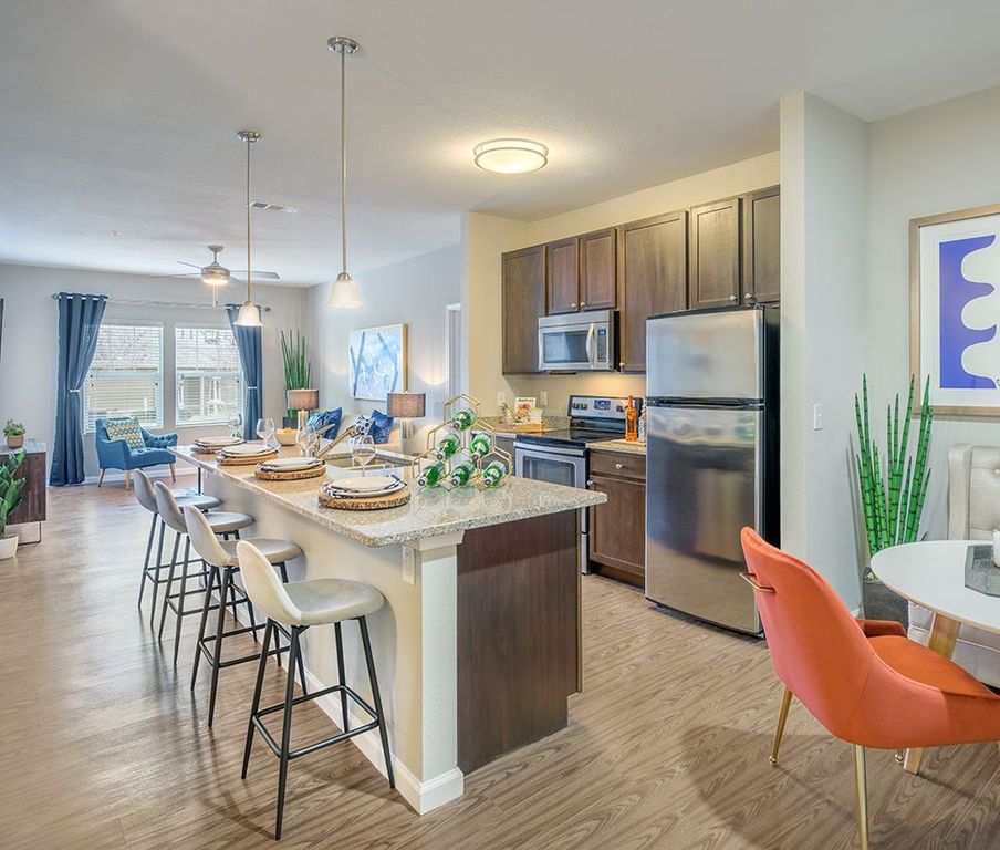 1533 Ellis Rd #L202, Durham, NC 27703