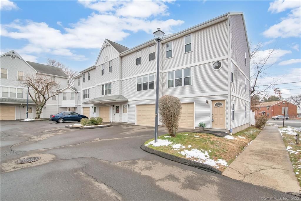 471 Middletown Ave #471, New Haven, CT 06513