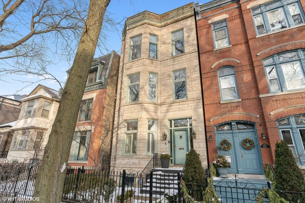 1933 N Fremont St, Chicago, IL 60614