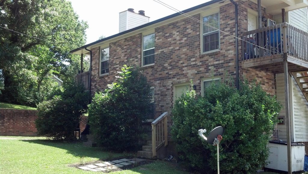 109B Forest Retreat Rd, Hendersonville, TN 37075
