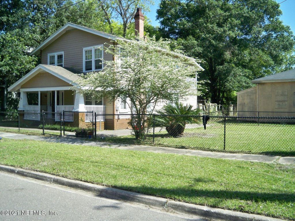 1488 Steele St, Jacksonville, FL 32209