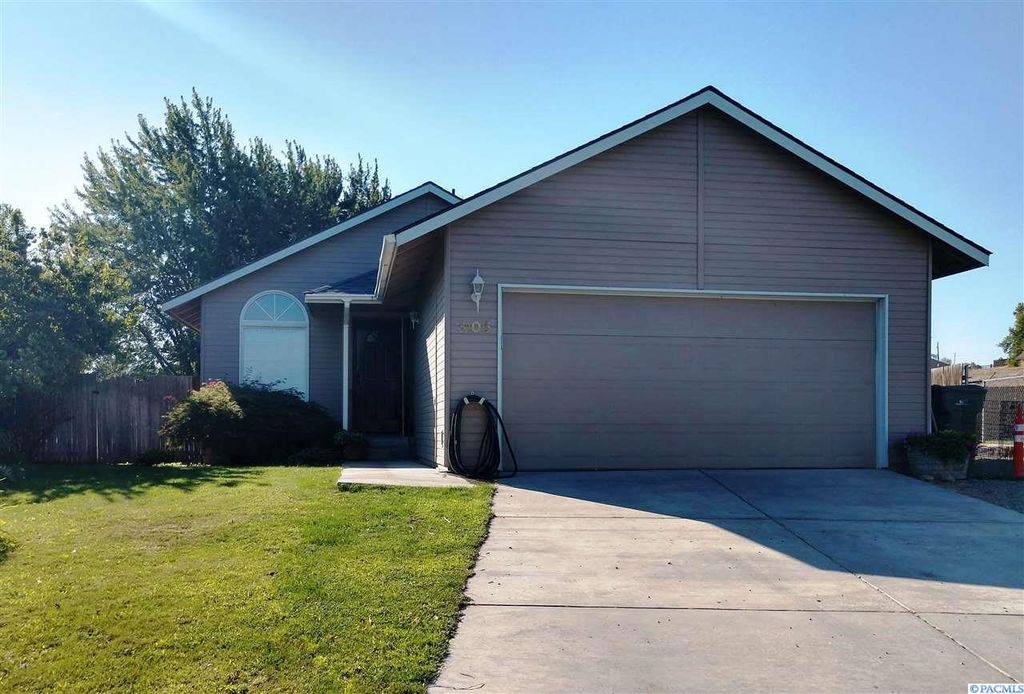 3105 S  Elm Ct, Kennewick, WA 99337