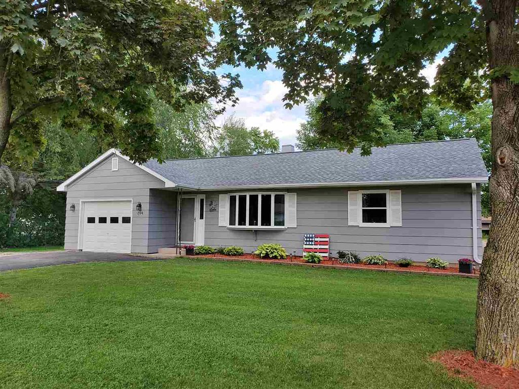 206 N Lincoln St, Weyauwega, WI 54983 Trulia