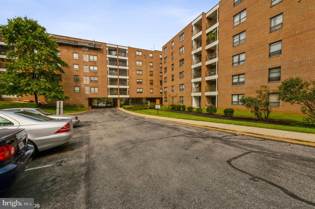 6317 Park Heights Ave #107, Baltimore, MD 21215