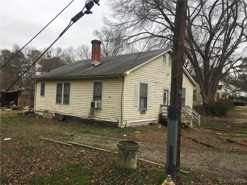1015 7th St, Petersburg, VA 23803