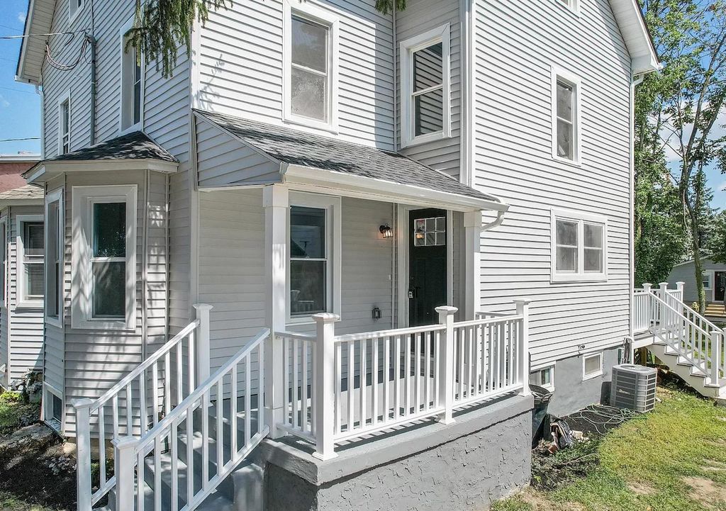 35A Walnut St, Morton, PA 19070