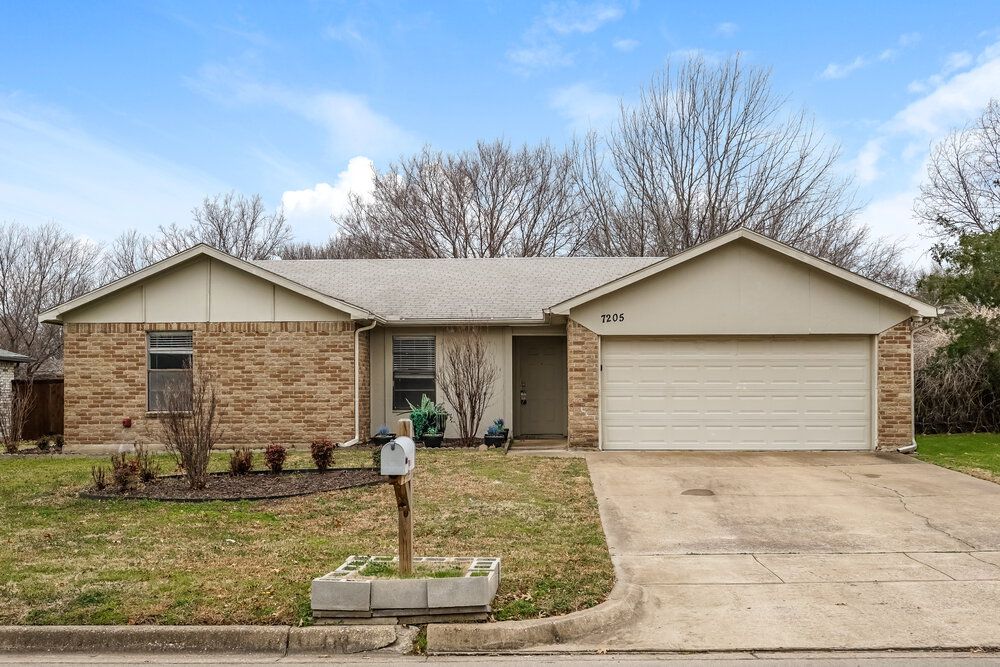 7205 Windhaven Rd, North Richland Hills, TX 76182 SingleFamily Home