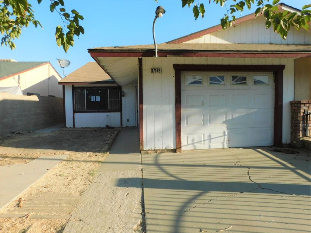 17172 Myrtle Ave, Huron, CA 93234