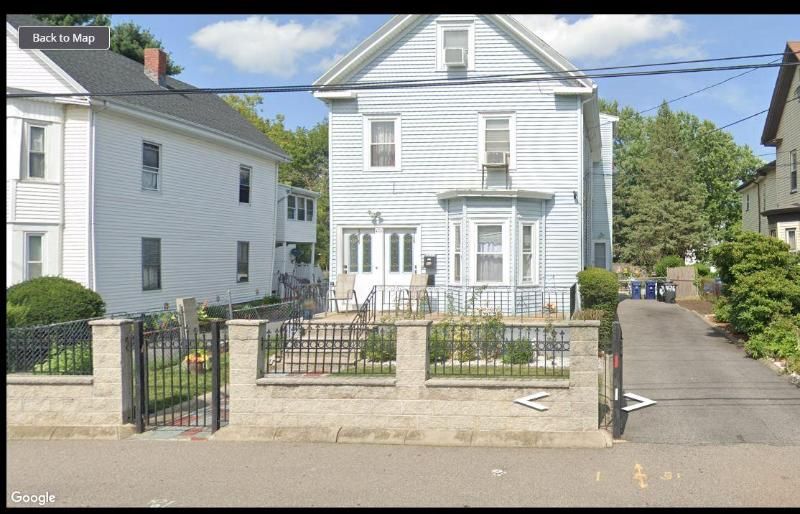 476 Metropolitan Ave #1, Boston, MA 02136