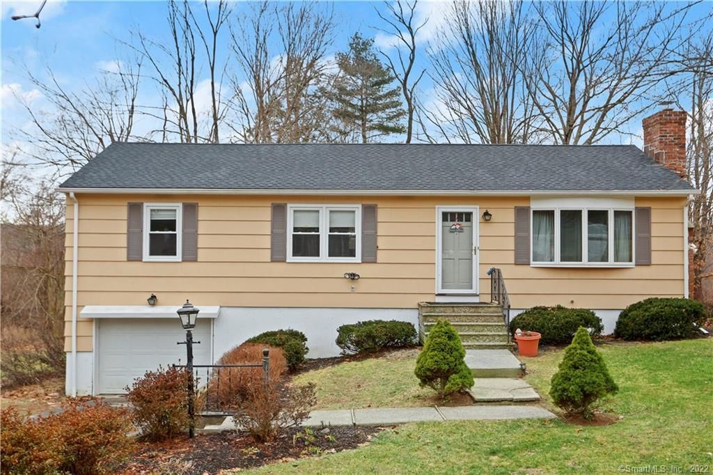 5 Little Brook Ln, Newtown, CT 06470 Trulia