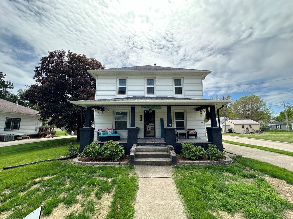 502 E Douglas St, Knoxville, IA 50138 - See Est. Value, Schools \u0026 More, image size:1024x768