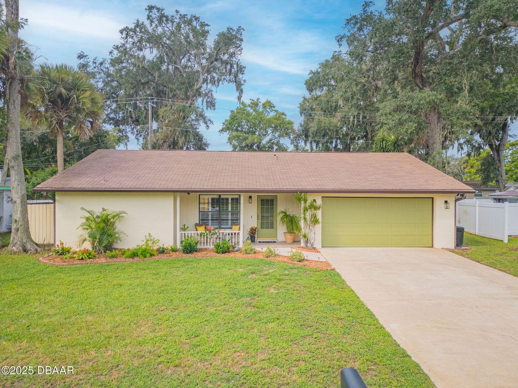 2020 Green St, South Daytona, FL 32119