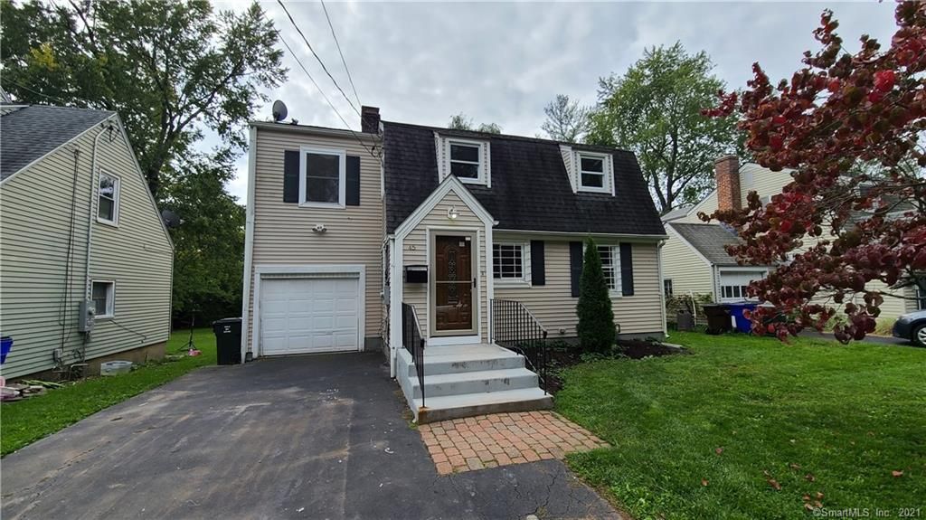 45 Wilfred St, West Hartford, CT 06110