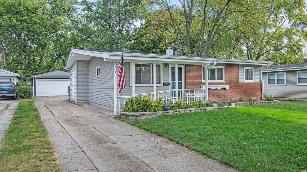 2214 Fulle St, Rolling Meadows, IL 60008