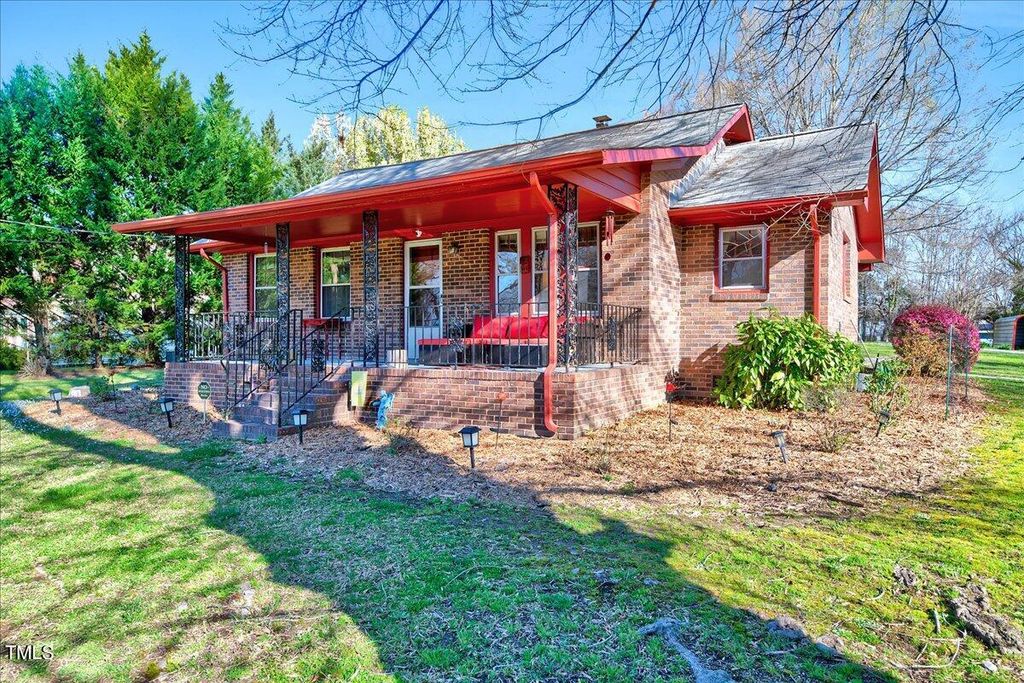 320 W Orange St, Hillsborough, NC 27278 Trulia