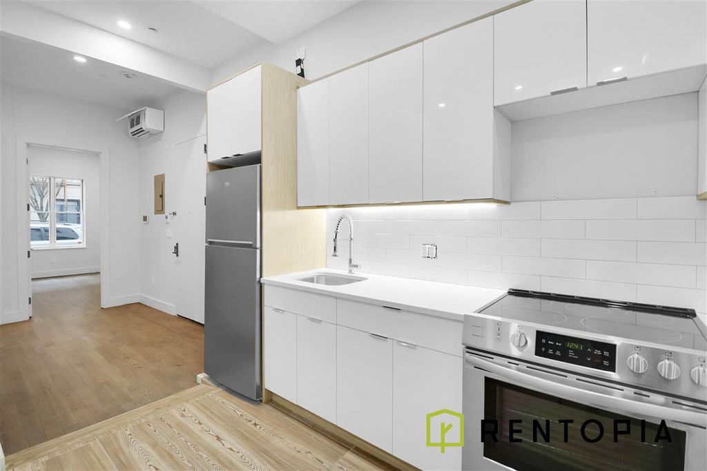 379 S 1st St #1S Brooklyn NY 11211 Trulia 379 S 1st St #1S Brooklyn NY 11211 Trulia