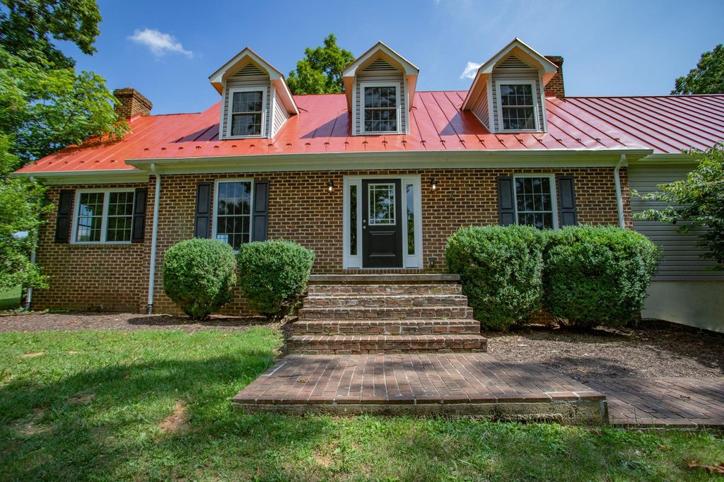 776 Chestnut Ridge Rd, Staunton, VA 24401 See Estimated Value