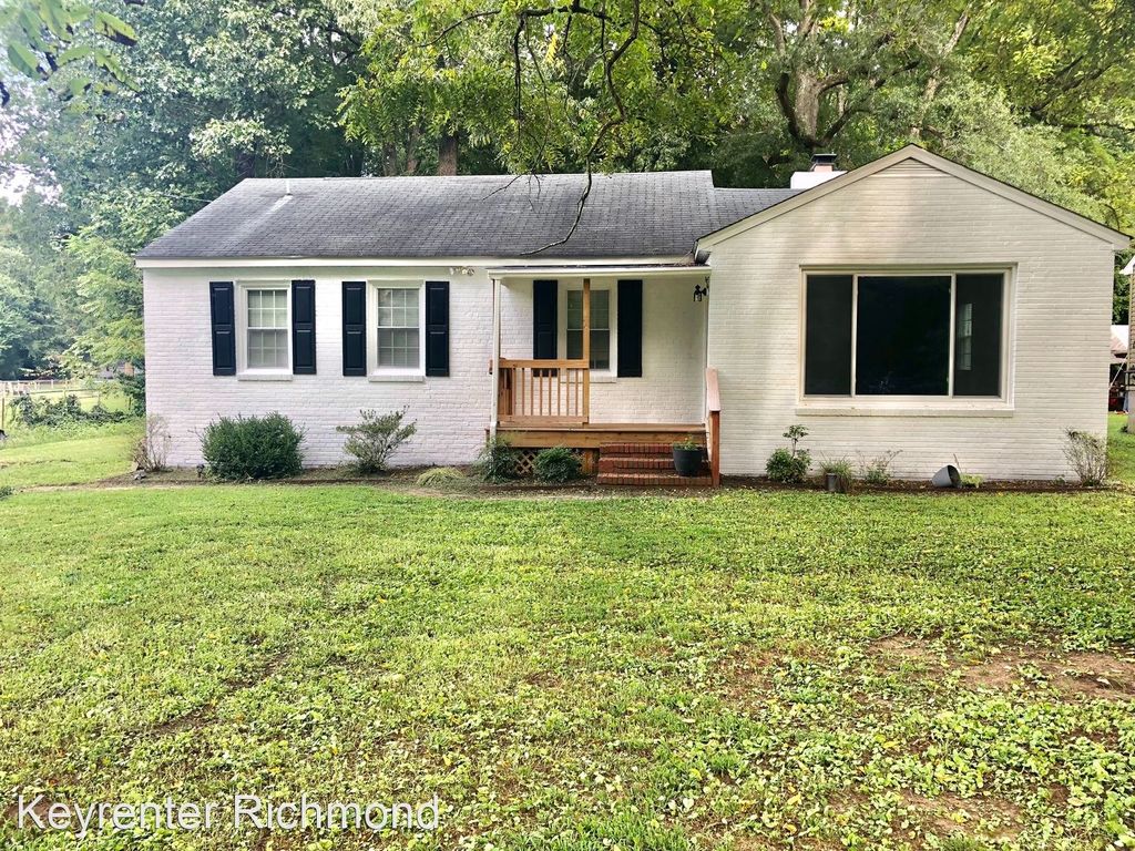 21721 Hudson St S, Petersburg, VA 23803