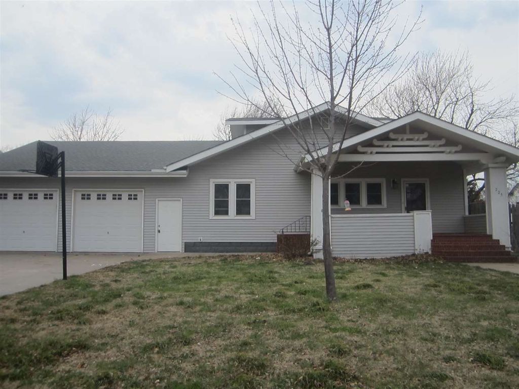 225 N Adams St, Cheney, KS 67025 Trulia