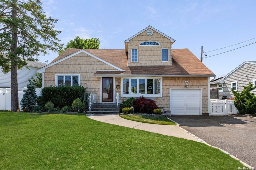 100 Beach Road, Massapequa, NY 11758 MLS 3548725 Trulia