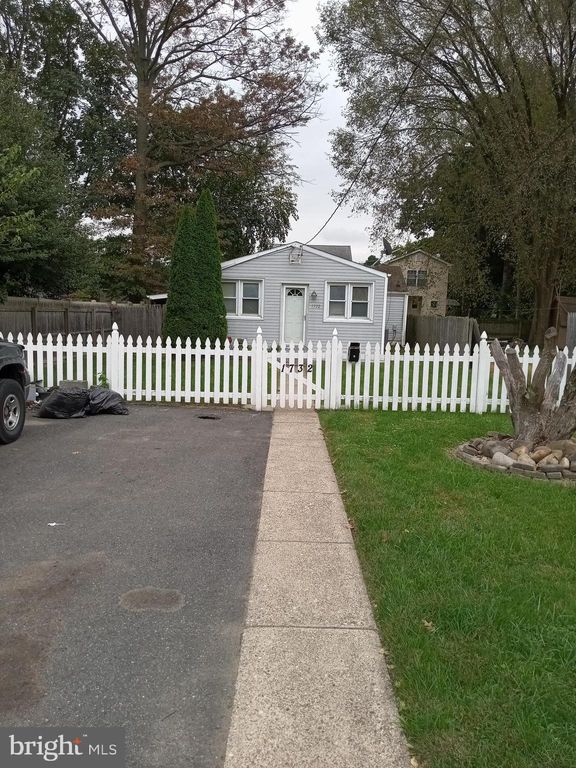 1732 6th St, Trenton, NJ 08638