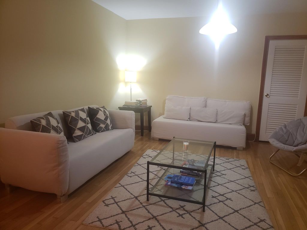 50 Temple St #50, Somerville, MA 02145