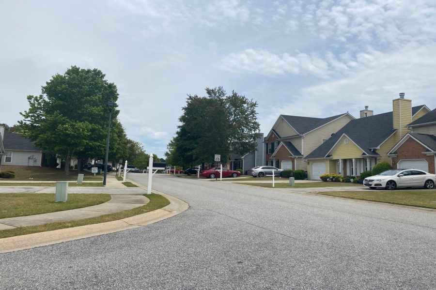 9876 Vista Cir, Union City, GA 3 Bed, 2.5 Bath Townhouse 5 Photos