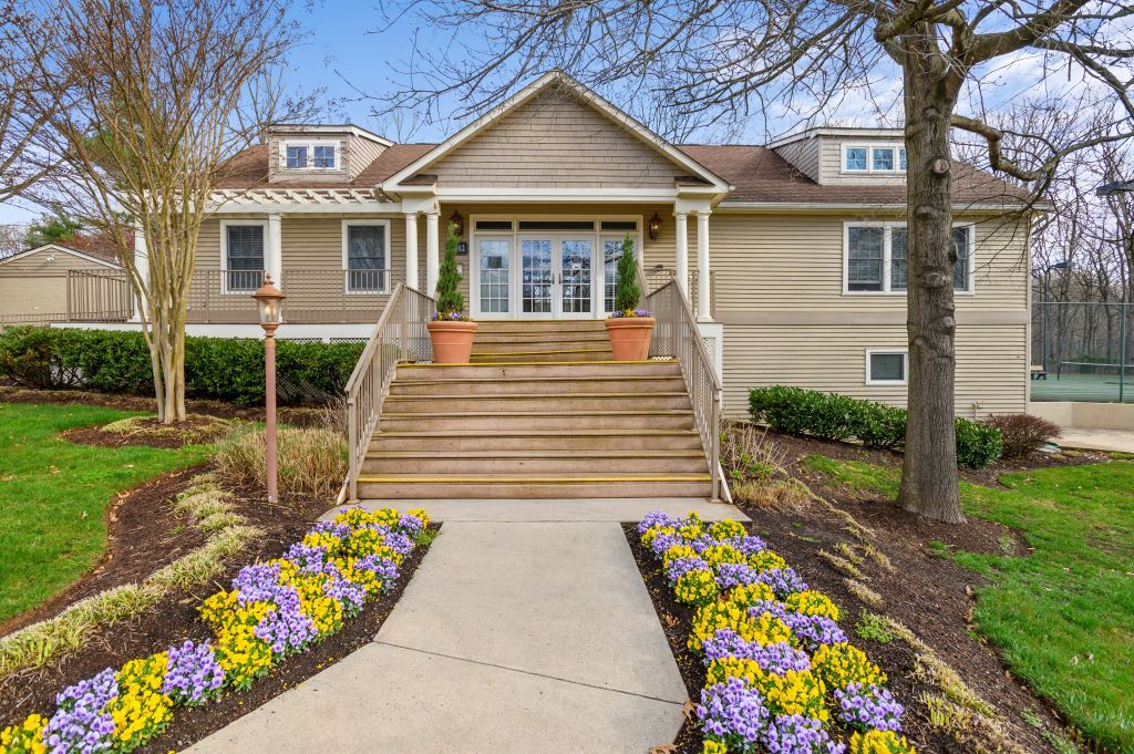 Colvin Woods Apartments - Reston Va Trulia