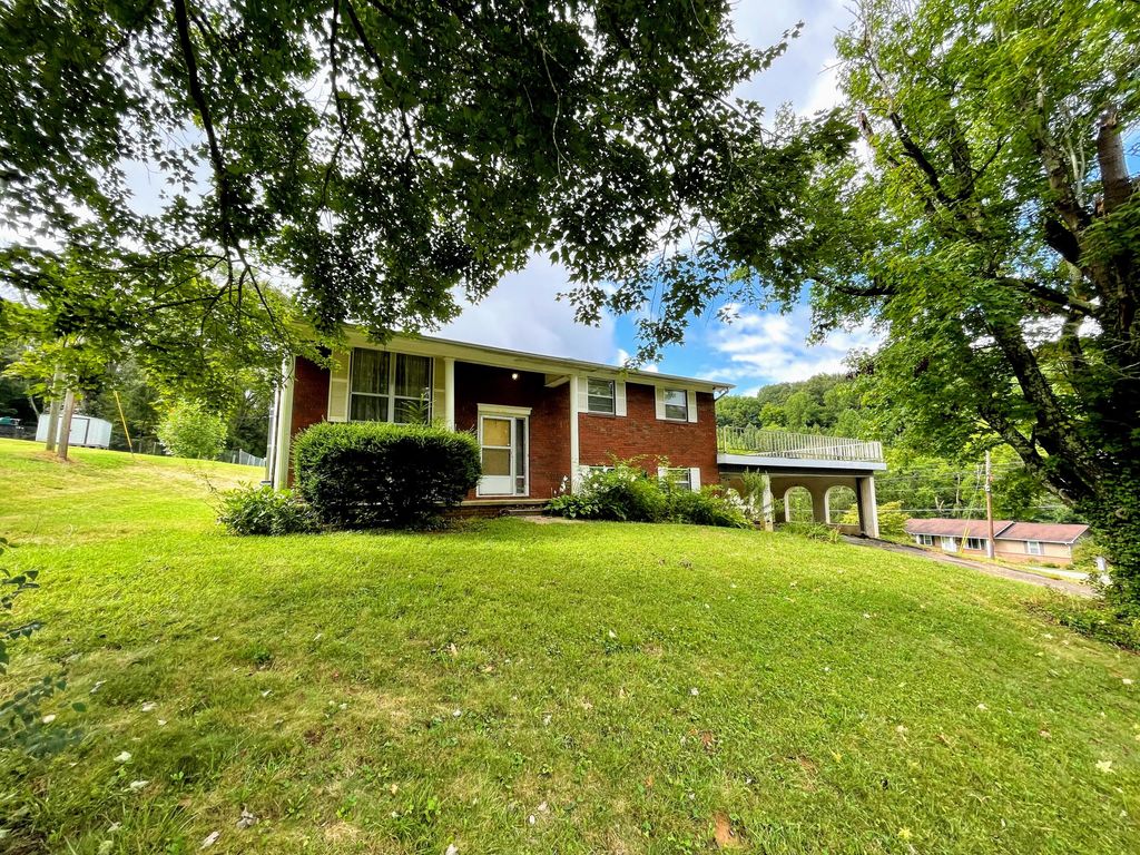 8216 Pickens Gap Rd, Knoxville, TN 37920 Trulia