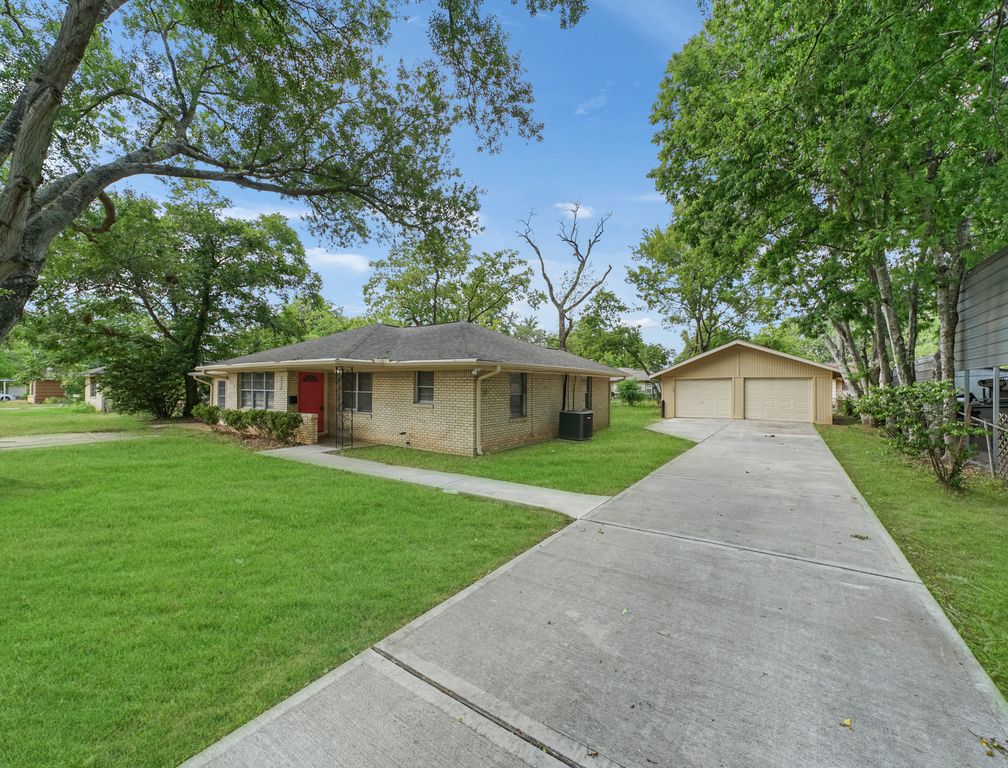 1013 Lindsey Dr, Rosenberg, TX 77471 Trulia