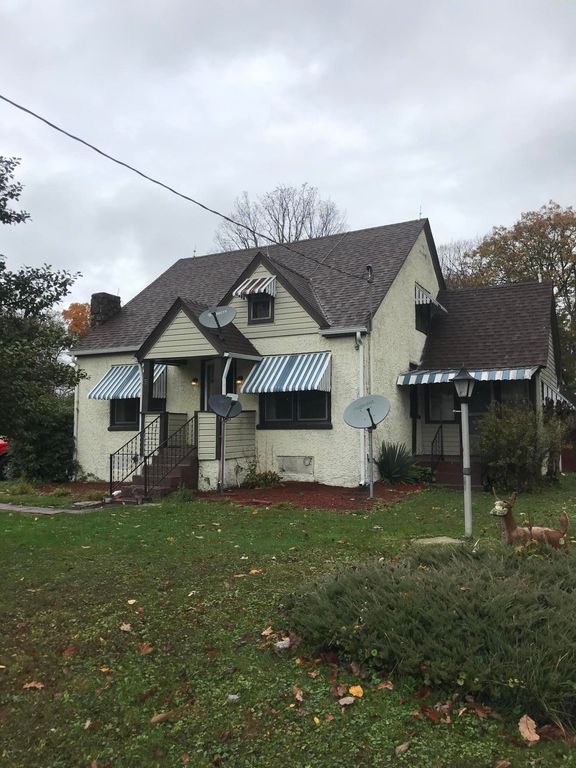 5349 Old Nicholas Rd, Mount Nebo, WV 26679 3 Bed, 2 Bath Single